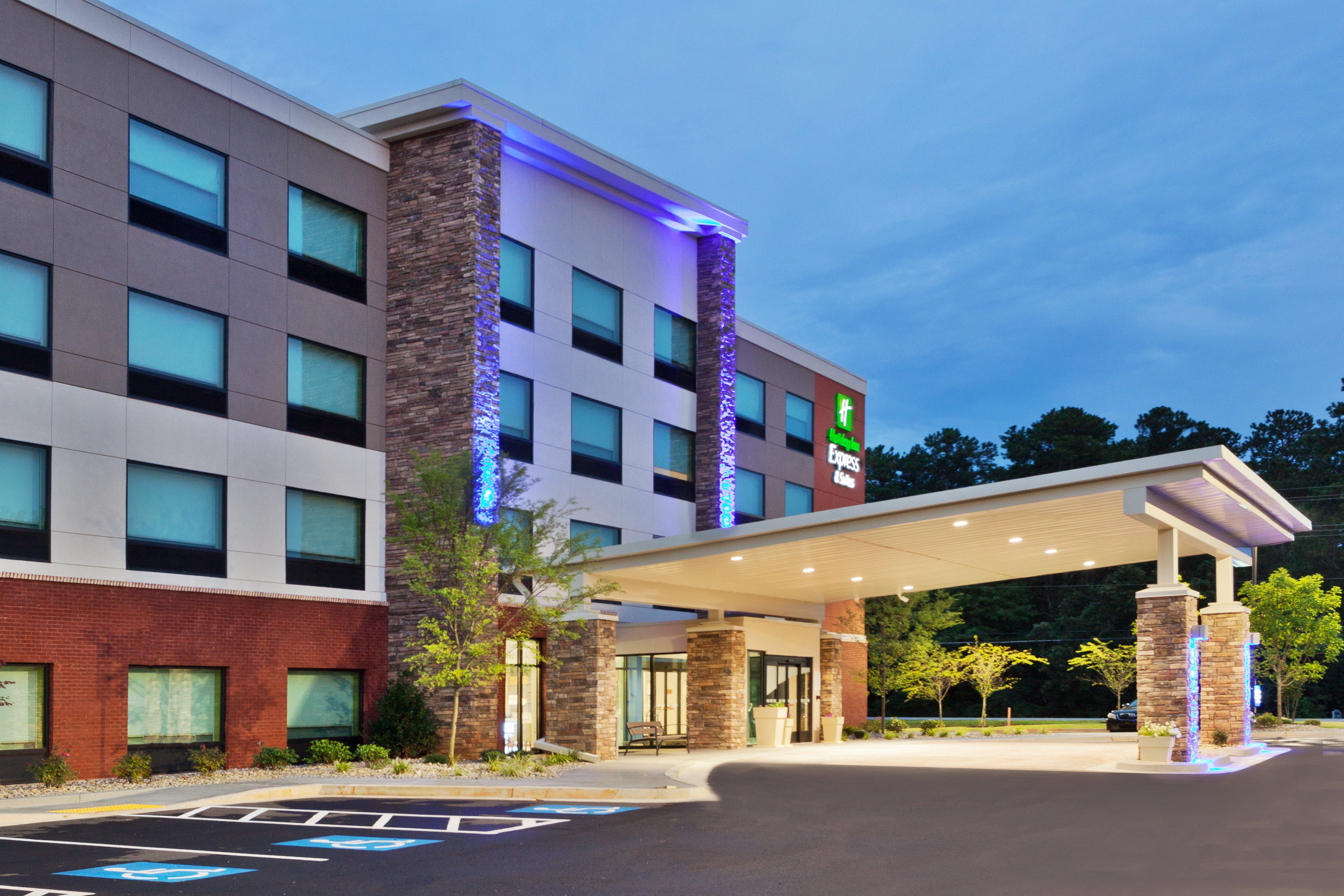 Express & - By Ihg Hotel Fayetteville
